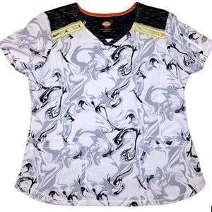 Dickies Dynamix Printed scrubs